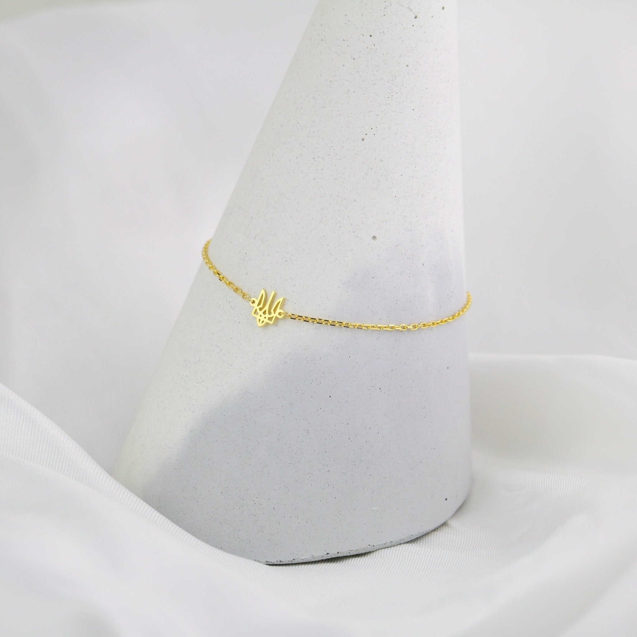 Trident Single Strand Bracelet - 14K Gold - Taras Lesya